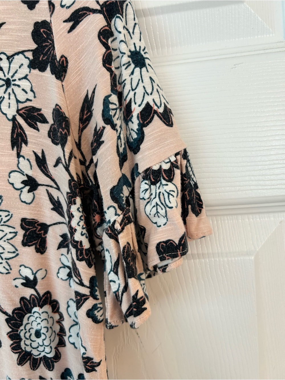 NWOT LOFT Women’s Pink Flower Print Ruffle Sleeve Tunic Blouse Shirt Size PS - Picture 5 of 10